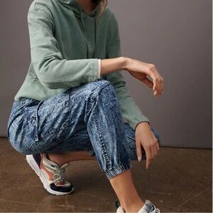 Anthropologie Cloth & Stone Rory tie waist acid wash joggers Large